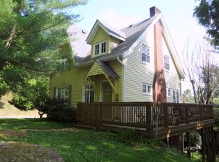 7 Fairview Ave, Athens, OH 45701