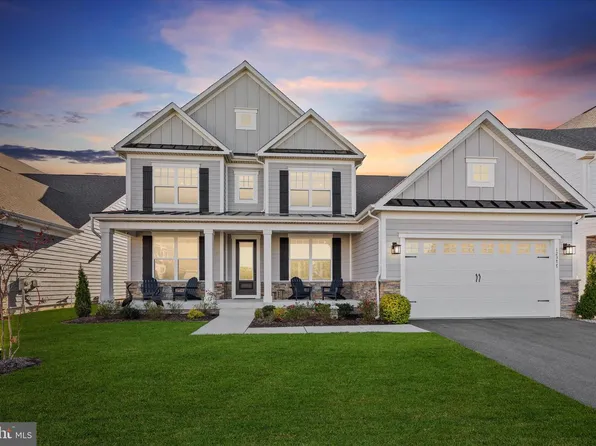 12377 Hidden Bay Dr, Berlin, MD 21811