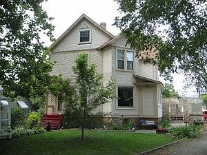1st image of 223 W Vine St