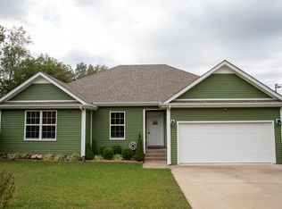 440 Woodrow St, Manchester, TN 37355