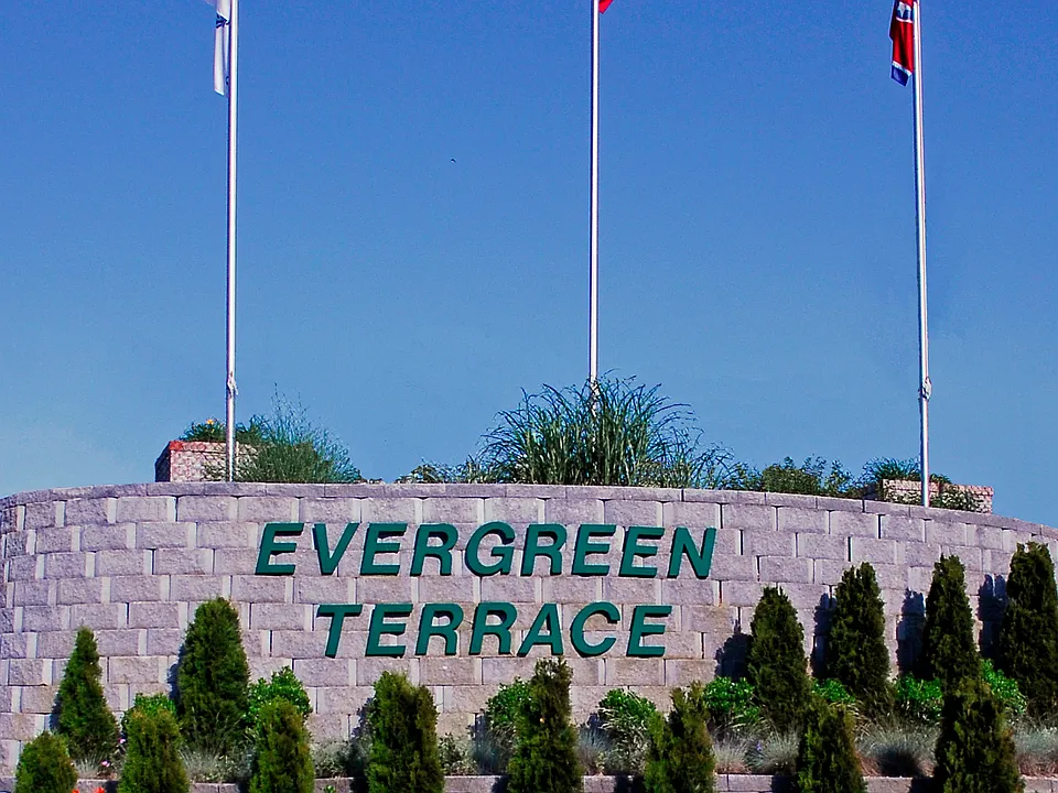 Evergreen Terrace Apartments