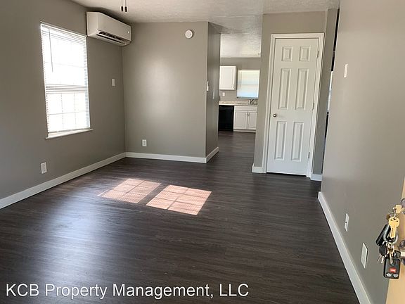 3rd image of 1006 Julia Ln #1019A