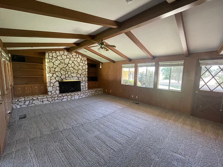 624 N Stearns Rd — Photo 8