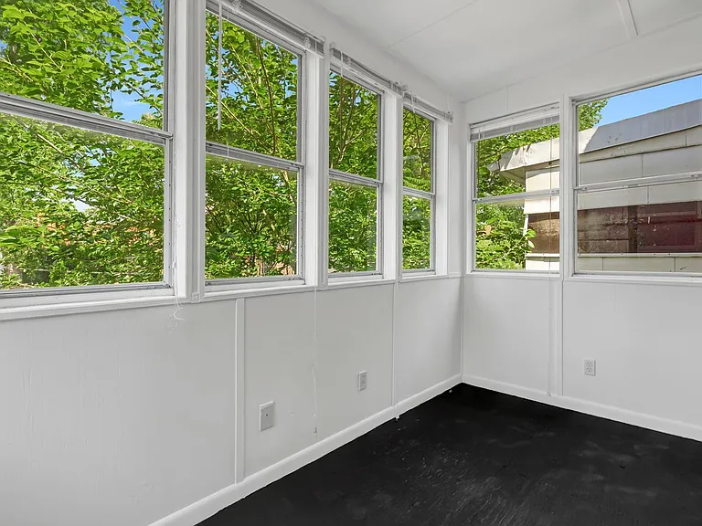 1720 34th St NW — Photo 18
