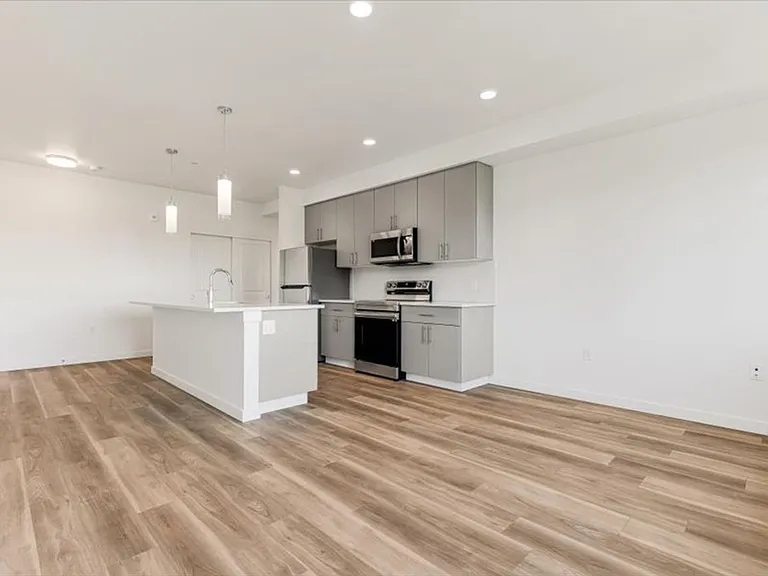 Hermoso View Apartments — Photo 52