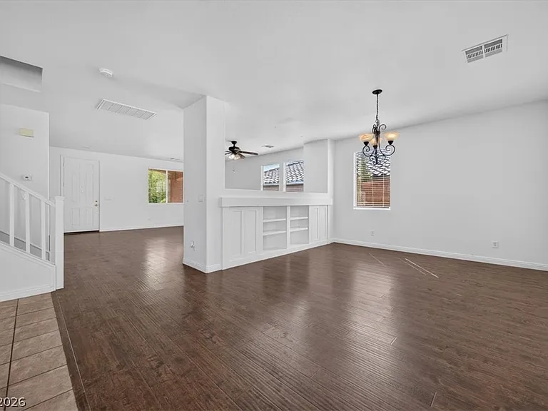 3799 Honey Ridge Ct — Photo 10