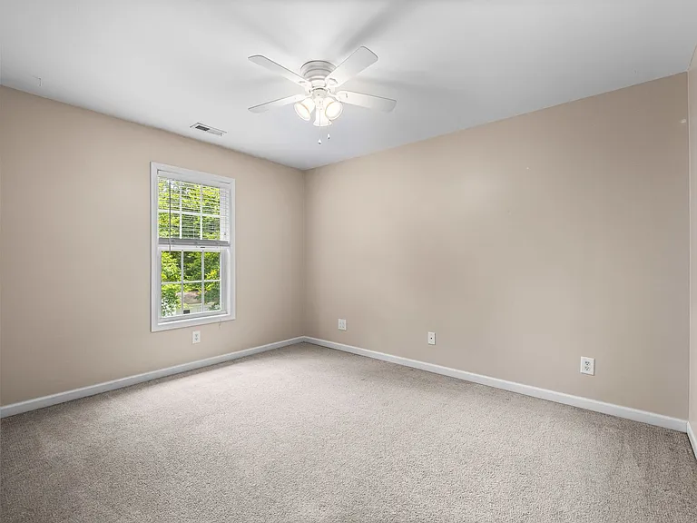 156 Old Beechtree Ln — Photo 36