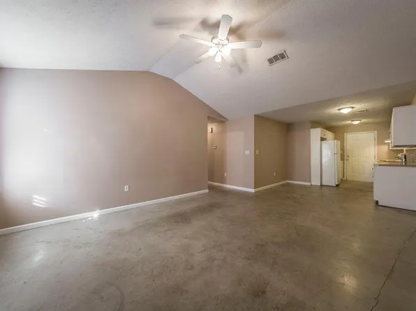 12 Sundown Dr, Ward, AR 72176