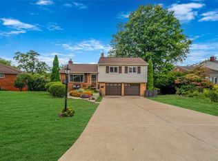 416 Nantucket Dr, Pittsburgh, PA 15236