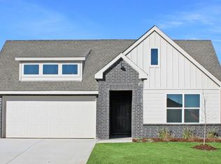 10217 NW 27th St, Yukon, OK 73099