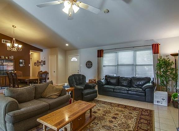 5th image of 3100 Jamestown Dr