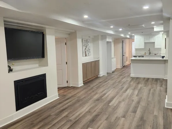 40 Highland Ave APT 8, Somerville, MA 02143