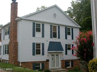 8040 Sleepy View Ln, Springfield, VA 22153