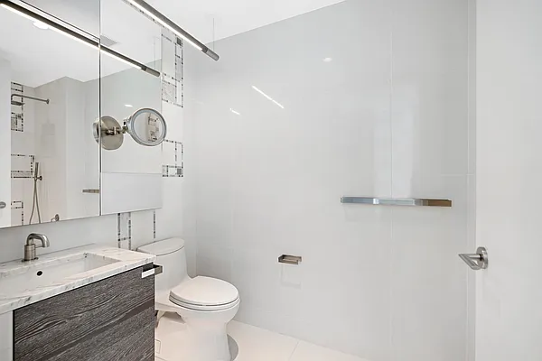 Rented by Compass | media 45