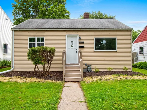 1213 S Norwood Ave, Green Bay, WI 54304