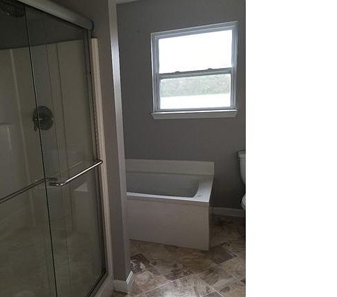 4th image of 14 Brussels Valley Dr