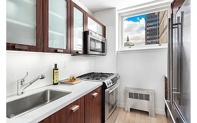 Rented by LG Fairmont Group