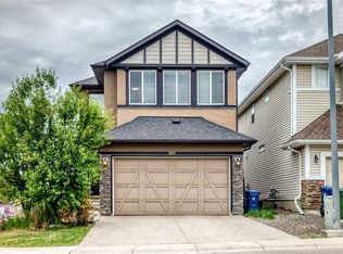 204 E Evansview Rd NW, Calgary, AB T3P0J6