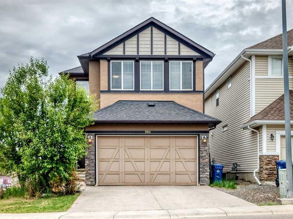 204 E Evansview Rd NW, Calgary, AB T3P 0J6