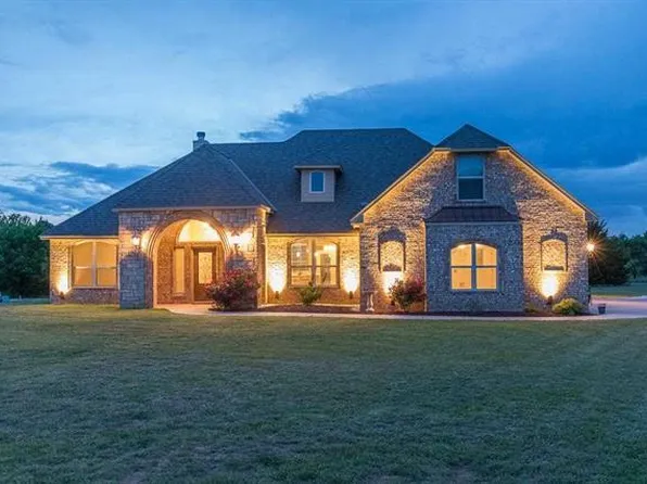 1321 Poko Mountain Ln, Lawton, OK 73507