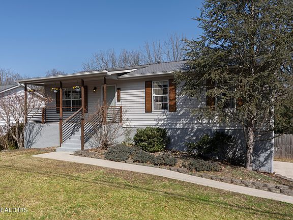 5th image of 5733 Aloha Ave
