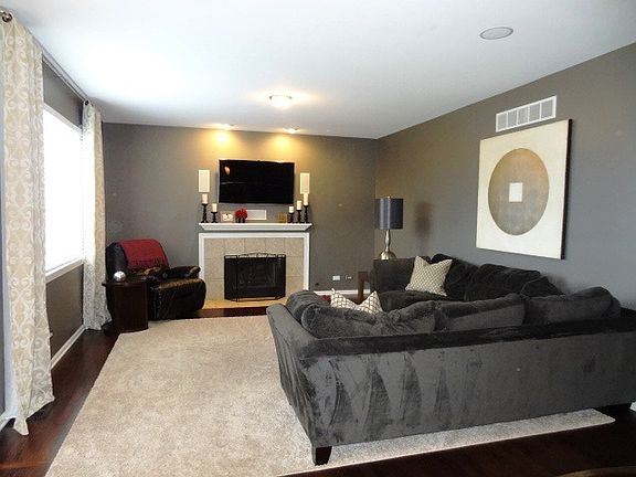 4th image of 5041 Princeton Ln
