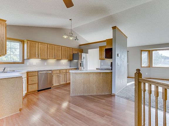 Kitchen / Dining