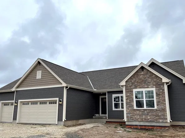 723 Kohlwey DRIVE, Grafton, WI 53024