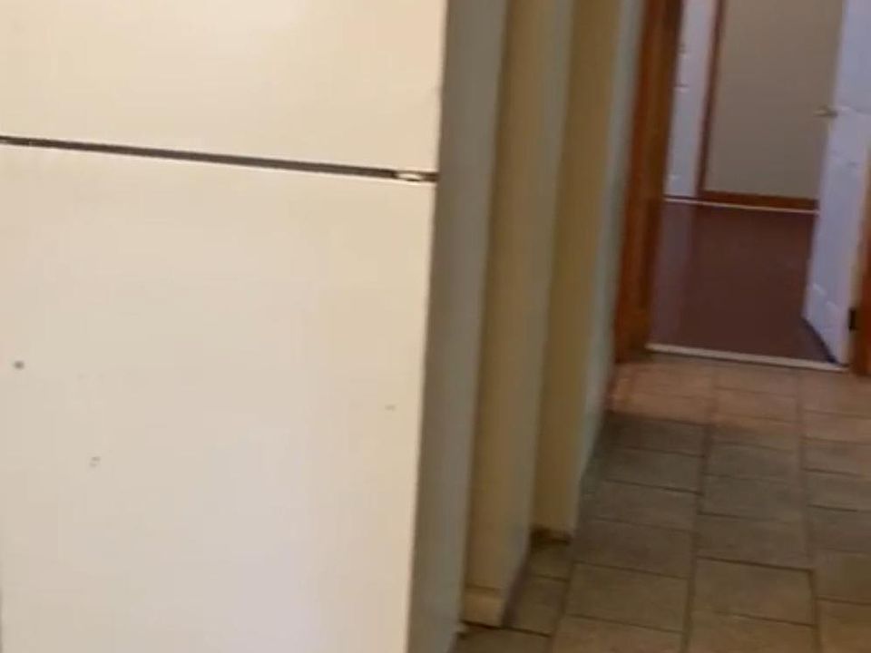 2nd image of 46 New St APT 1