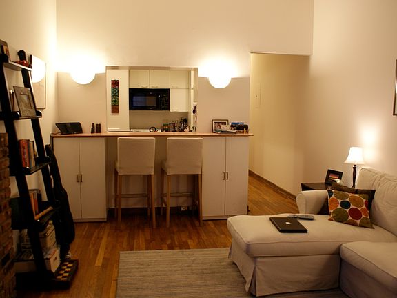 2nd image of 425 W 24th St APT 5E