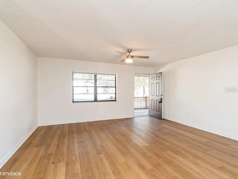 2522 NW 4th Ter #2522 — Photo 15