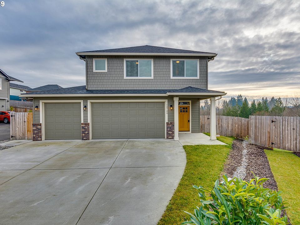 1st image of 10700 NE 107th Ct
