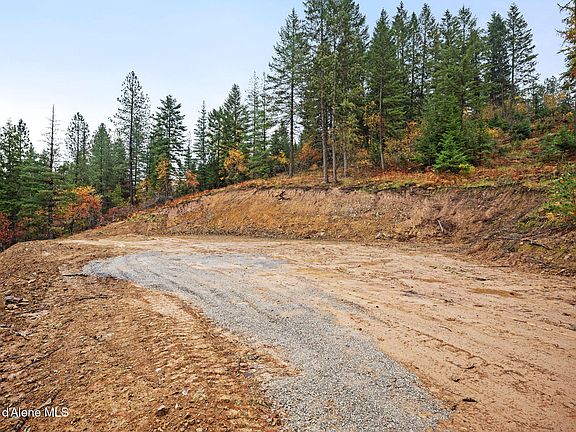 3rd image of 497 Maude Ridge Rd