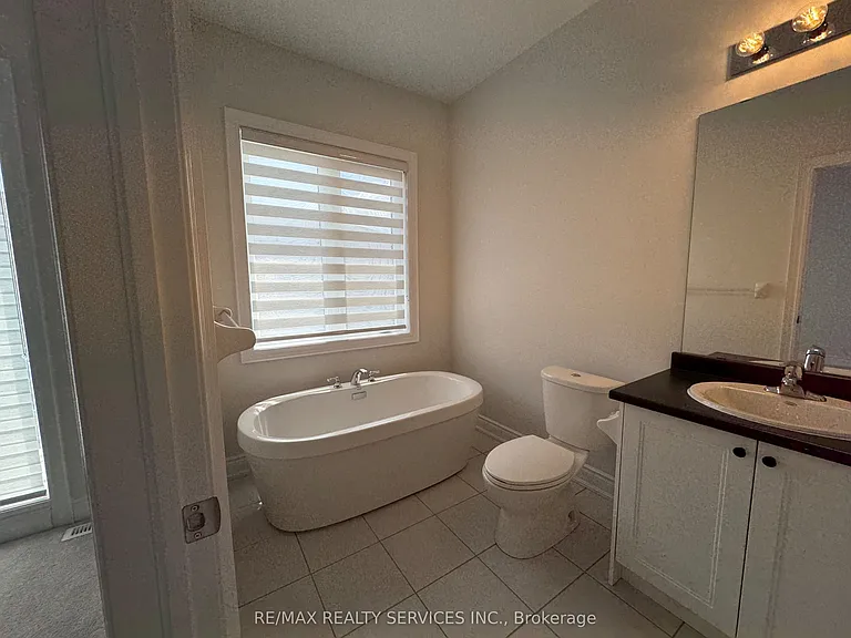 202 Tennant Cir — Photo 21