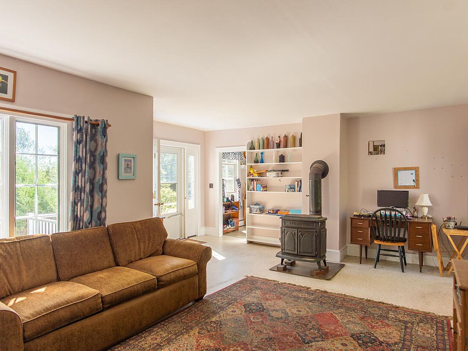 281 South Road, Chebeague Island, ME 04017 Zillow