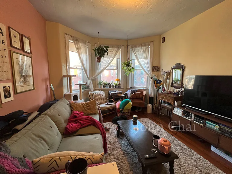 73 S Huntington Ave #1 — Photo 5