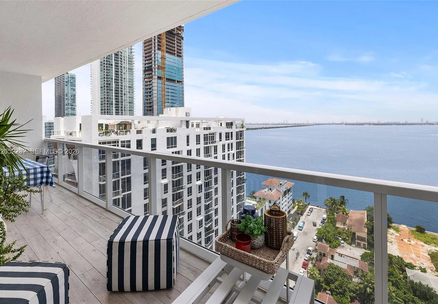 Bay House Miami Condo — Photo 2