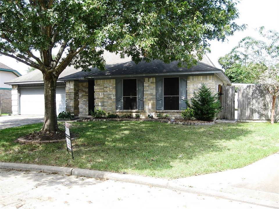 1st image of 15110 Yorkpoint Dr
