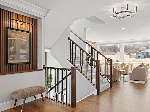 2nd image of 795 Irvin Ln SW