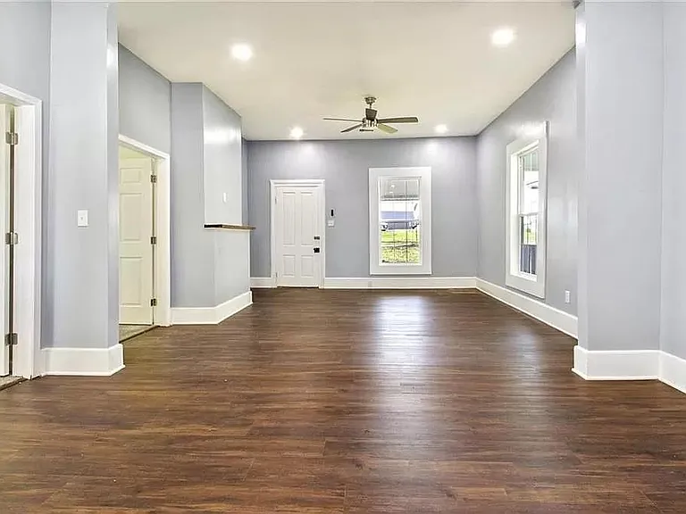 28 Plum St — Photo 12