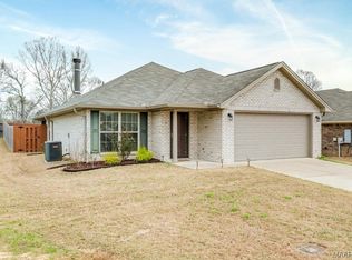 68 Moonlight Ct, Millbrook, AL 36054