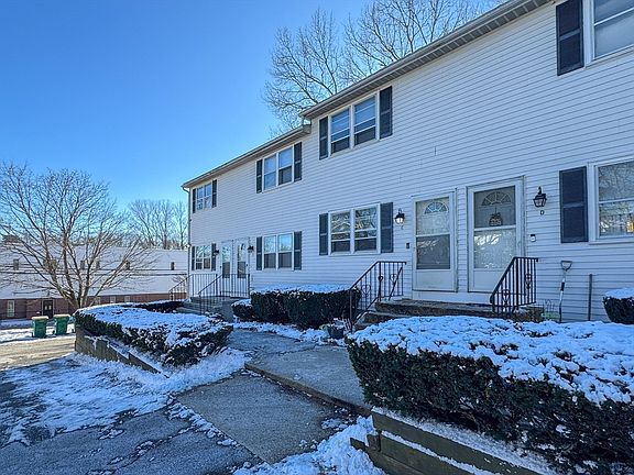 5th image of 325 Washington St #3