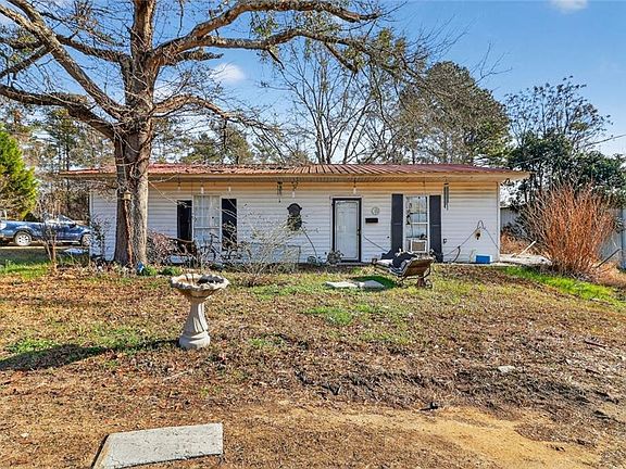 4th image of 3462 Joycliff Rd