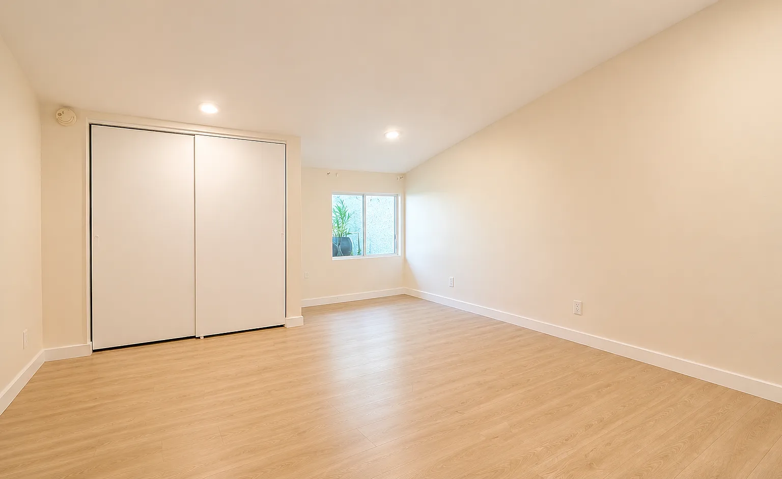 1 bed, 1670 sqft, $1,500 — Photo 1