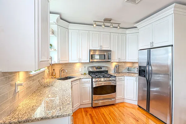Sold by House-N-Key Realty | media 2