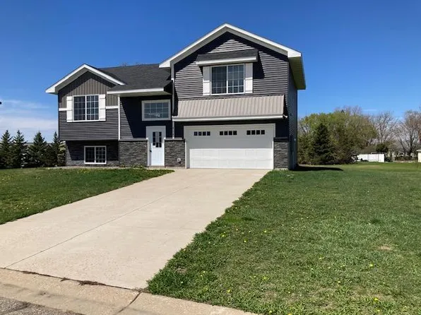 828 Poplar Dr SE, Kimball, MN 55353