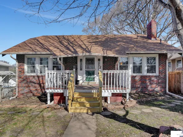 4426 Calvert St, Lincoln, NE 68506