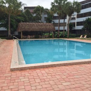 10850 N Kendall Dr #112, Miami, FL, 33176