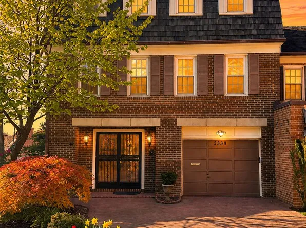 2338 S Queen St, Arlington, VA 22202