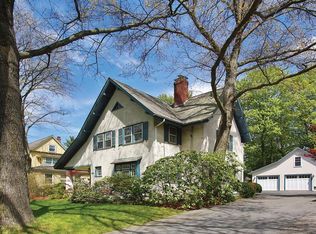 652 Chestnut St, Newton, MA 02468